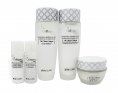 3W Clinic Collagen White Набор для лица с коллагеном отбеливающий